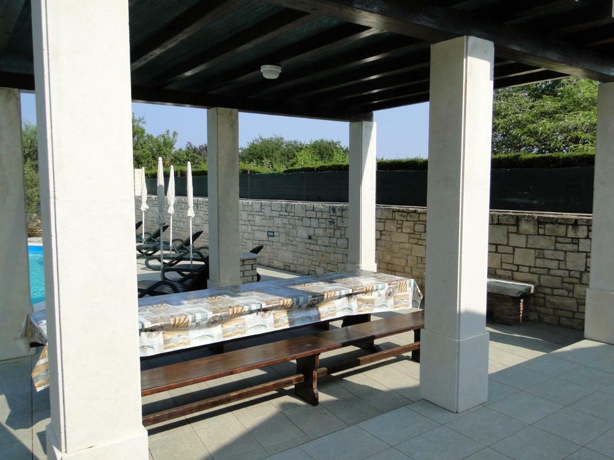 Apartments Villa Maran 우마그 외부 사진