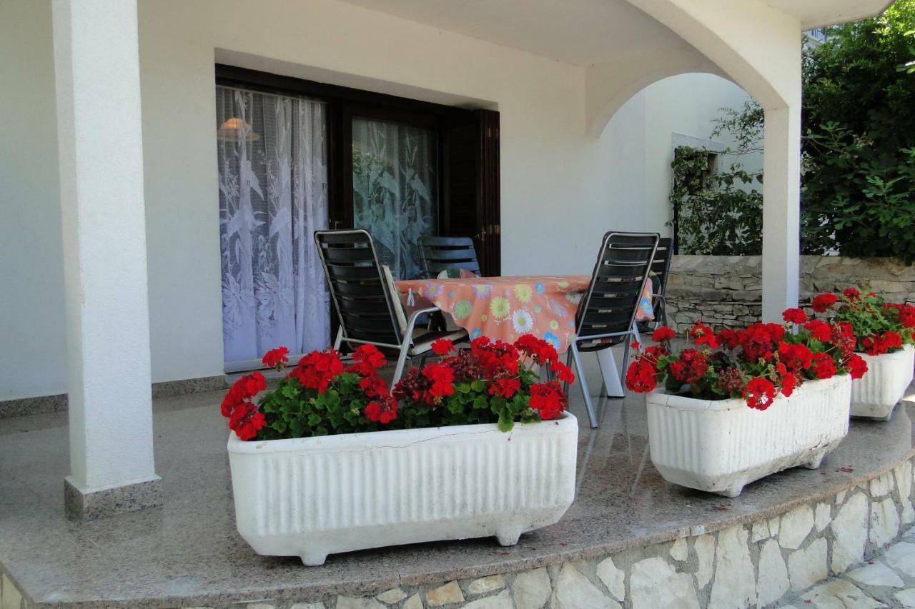 Apartments Villa Maran 우마그 외부 사진