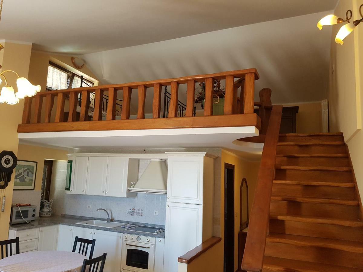 Apartments Villa Maran 우마그 외부 사진